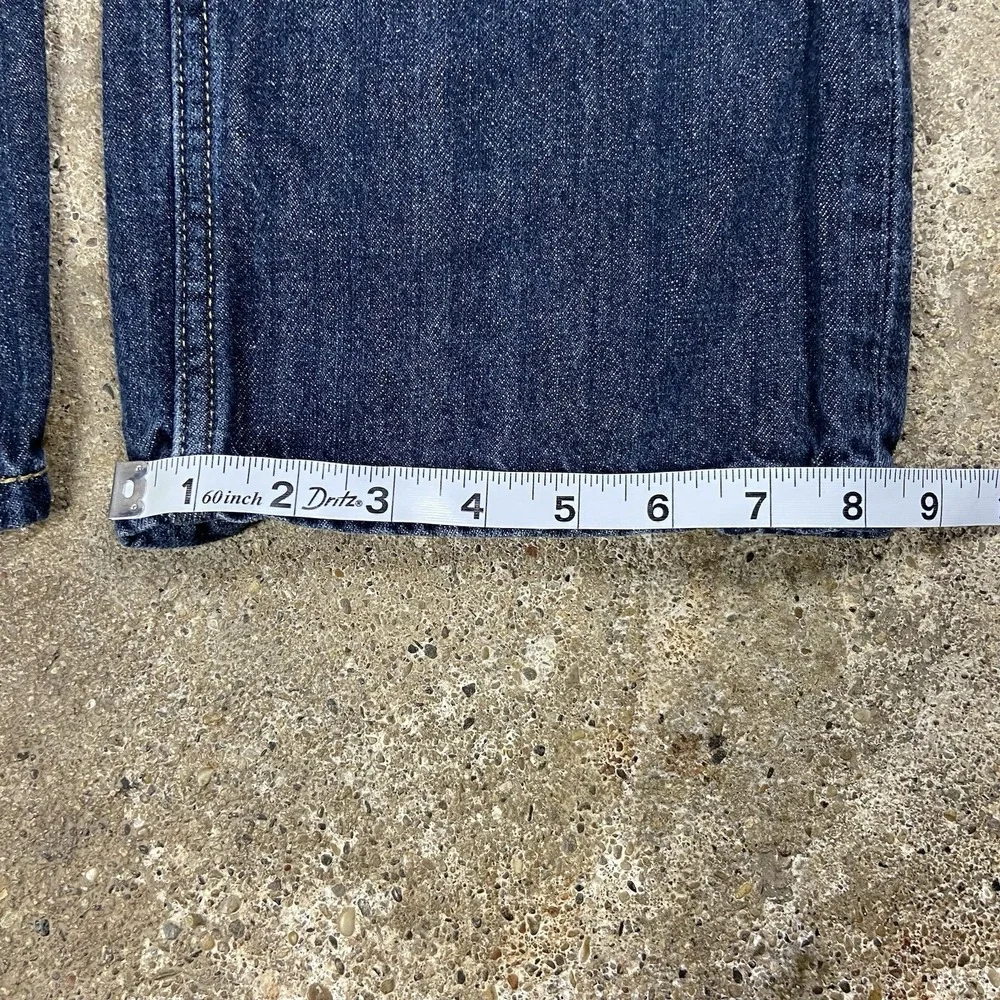 Levi's 559 Jeans Size 33x34 Blue Denim Dark Wash Relaxed Straight Fit Casual
